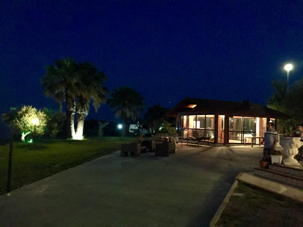 Le Limonaie A Mare Farm stay